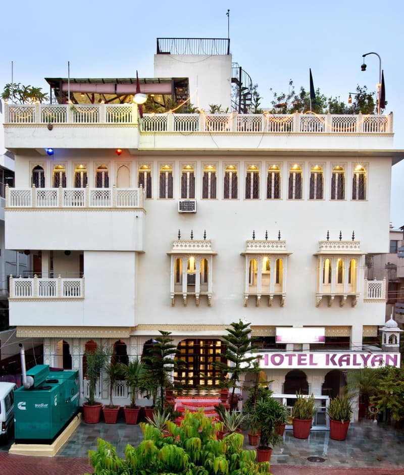 Hotel Kalyan — building