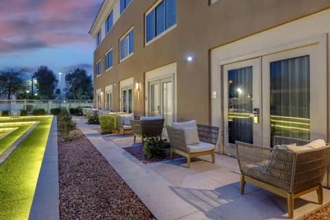 Aiden by Best Western Scottsdale North — photo 9