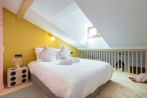 L'Abeille Boutique Apartments — hotel room