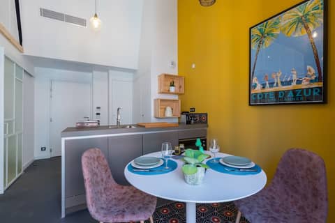 L'Abeille Boutique Apartments — kitchen