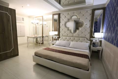 Victoria Court Malabon — hotel room