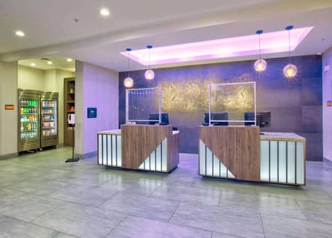 La Quinta Inn & Suites by Wyndham Dallas/Fairpark — photo 2