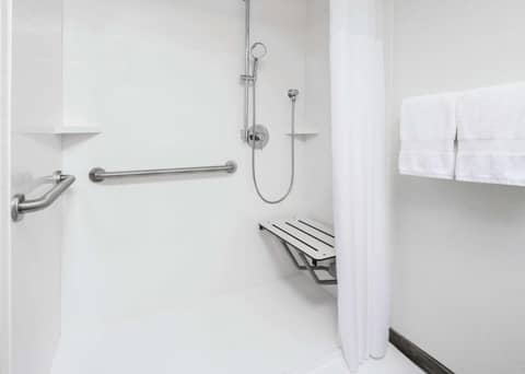 Hampton Inn Austin North — photo 5