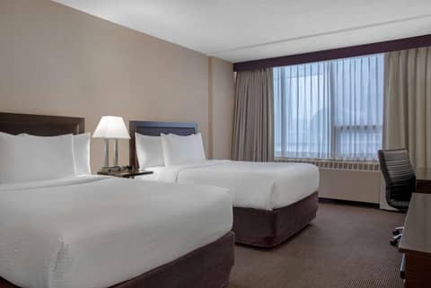 Ramada Plaza by Wyndham Calgary Downtown — photo 8