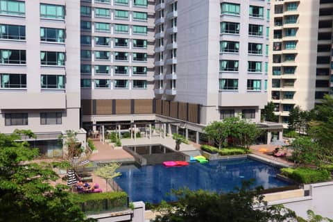 G Hotel Gurney — photo 4