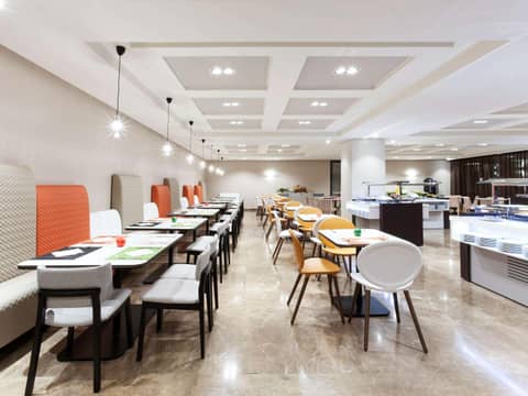 Novotel Madrid Center — dining