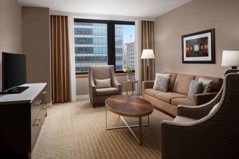 Hilton Indianapolis Hotel & Suites — photo 5