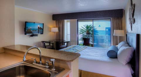 Sailport Waterfront Suites — photo 7