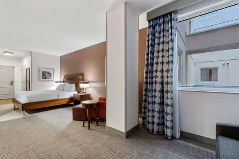 Hilton Garden Inn New Orleans French Quarter/CBD — hotel room