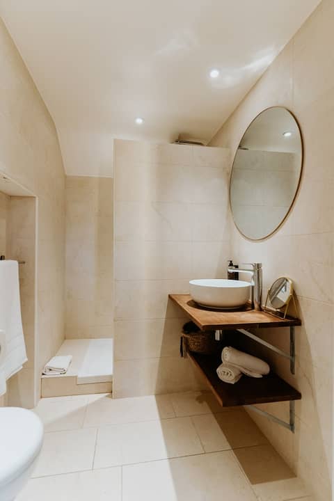 Palm Boutique Hôtel Nice — bathroom
