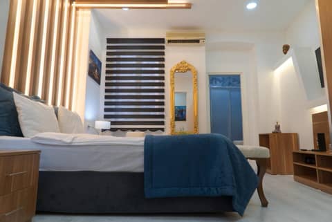 The Havana Residence — hotel room