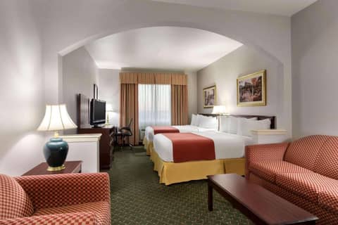 Country Inn & Suites by Radisson, Fort Worth West l-30 NAS JRB — photo 4