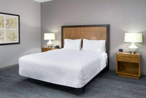 Hampton Inn and Suites Clayton/St. Louis-Galleria Area — photo 4