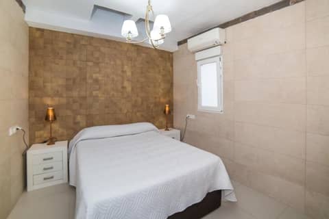 L'Otelet By Sweet — hotel room