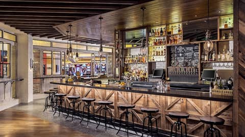 The Venetian Prestige Club Lounge — dining