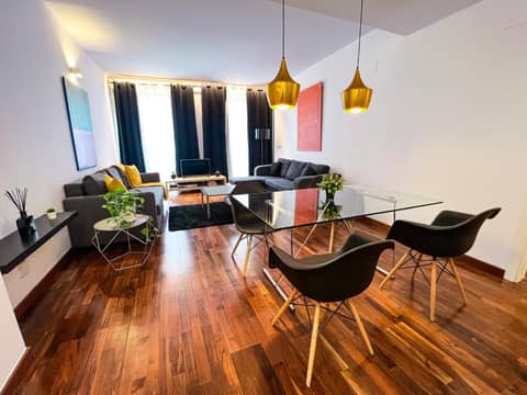 Baron Suites — hotel room