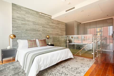 Nester Finn Entertainment District — bedroom