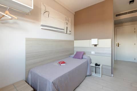 Hotel Cristina — photo 9