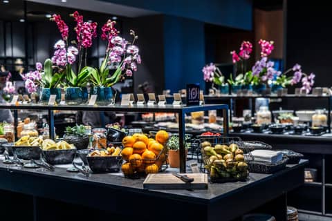 Clarion Hotel Copenhagen Airport — dining