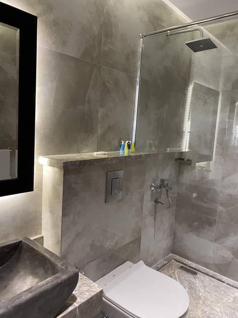 The View Delta Hotel — bathroom