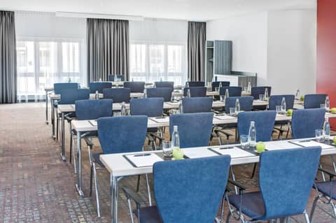 IntercityHotel Hamburg Altona — photo 2