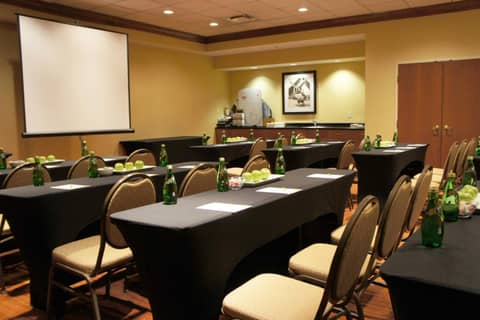 Courtyard by Marriott Toronto Airport — photo 2