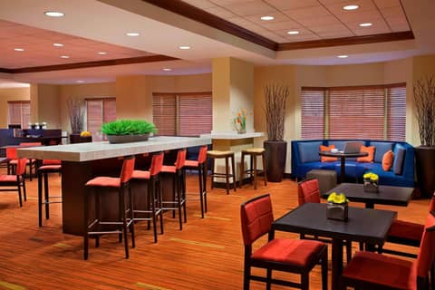 Courtyard by Marriott Toronto Airport — photo 7