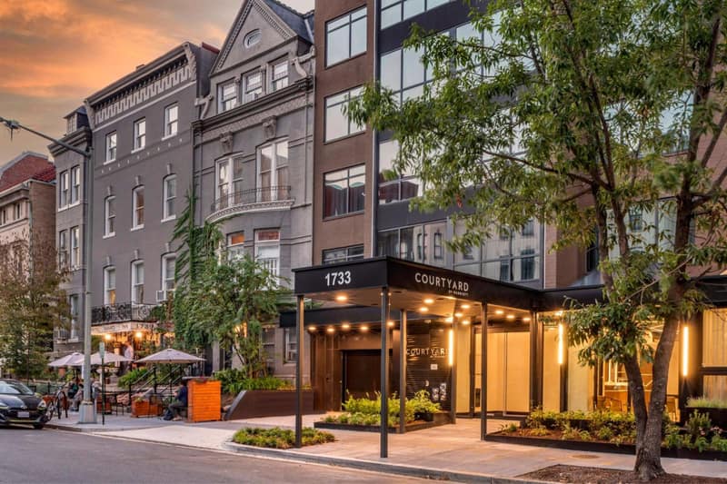 Courtyard by Marriott Washington, DC Dupont Circle — building