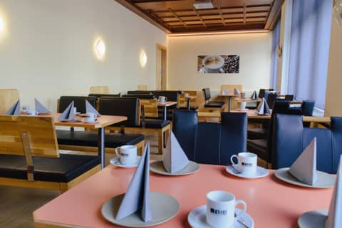 Hotel Drei Kreuz - Self Check In — dining