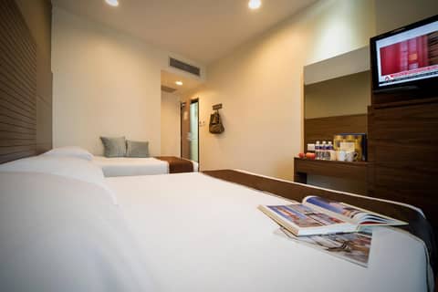 Newly Renovated - Days Inn by Wyndham Singapore Novena — photo 8