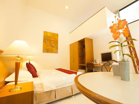 Nern Chalet Beachfront Hotel — photo 3