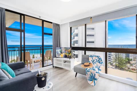 Beachcomber Resort - Official — hotel room