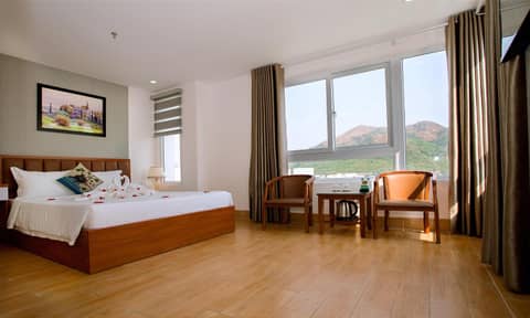 Canary Nha Trang Hotel — photo 2