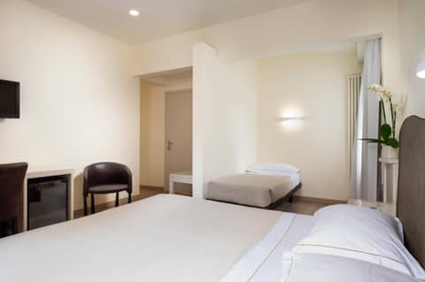 Hotel Grifone Firenze - Meetings & Spa — hotel room