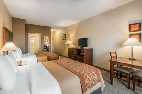 Comfort Inn & Suites Seattle North — photo 7