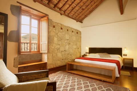 Hotel Rural El Mondalón — hotel room
