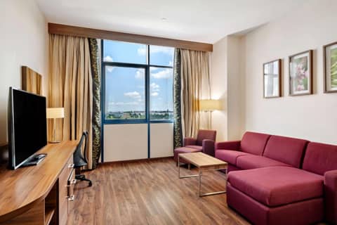 Hilton Garden Inn Sevilla — hotel room