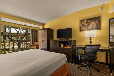 Best Western The Plaza Hotel Honolulu Airport - Free Breakfast — photo 7