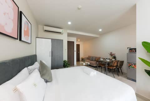 S Lux Apartment — photo 5
