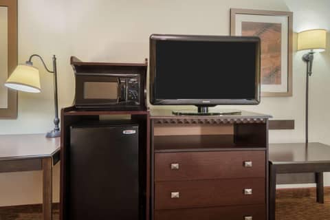 Hampton Inn Charlotte University Place — photo 4