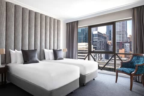 Mantra on Russell — hotel room
