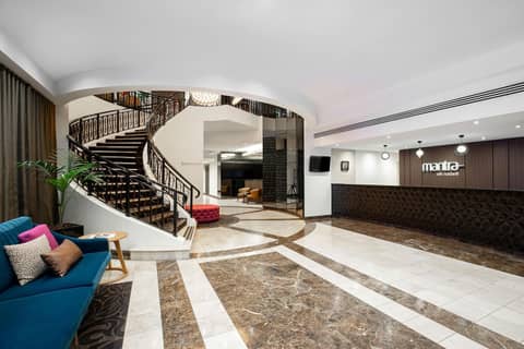 Mantra on Russell — recepcion & lobby