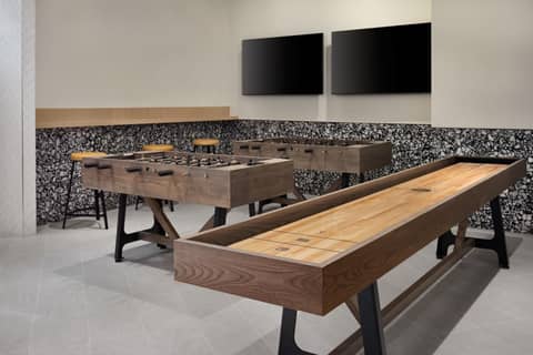 Delta Hotels Calgary Airport In-Terminal — photo 8