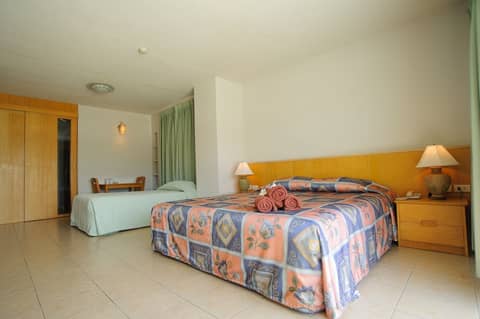 Diamond City Place — bedroom