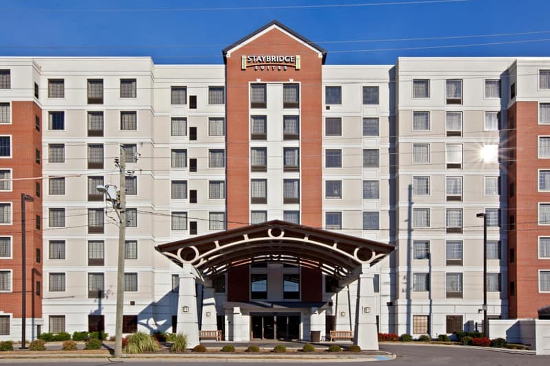 Staybridge Suites Indianapolis Downtown-Convention Center by IHG — building