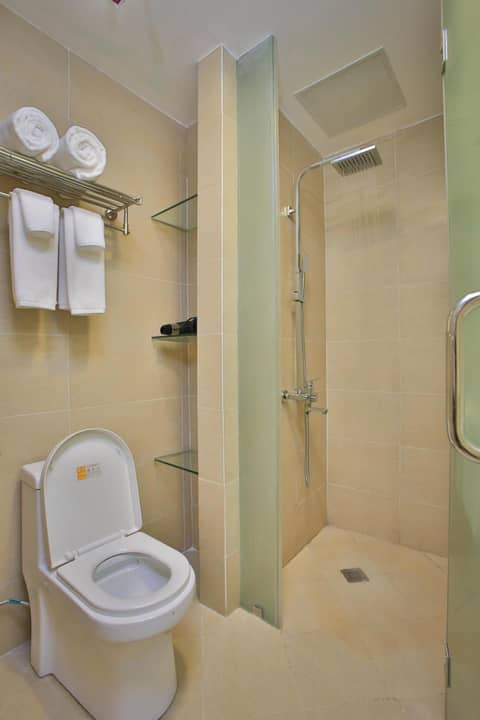Valero Grand Suites by Swiss-Belhotel — photo 4
