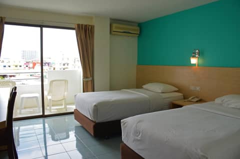 Baan Manthana House — hotel room