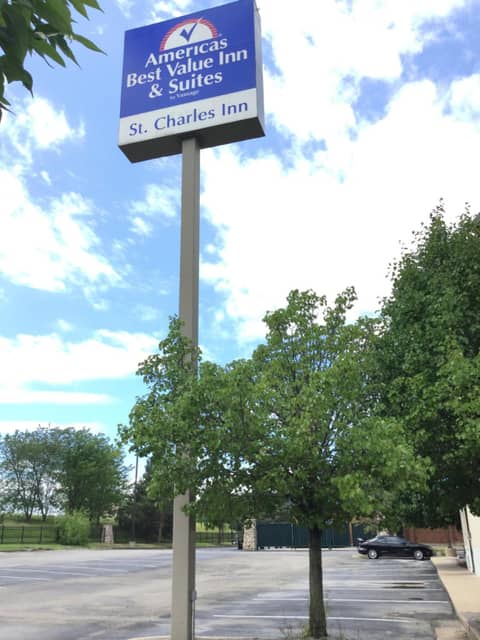 Americas Best Value Inn and Suites Saint Charles — photo 6
