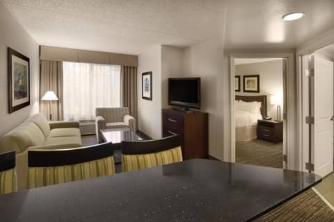 Holiday Inn & Suites Scottsdale North - Airpark by IHG — photo 2