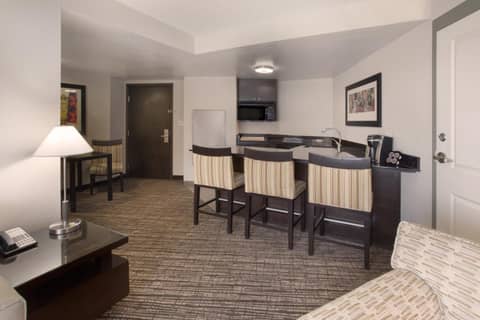 Holiday Inn & Suites Scottsdale North - Airpark by IHG — photo 9